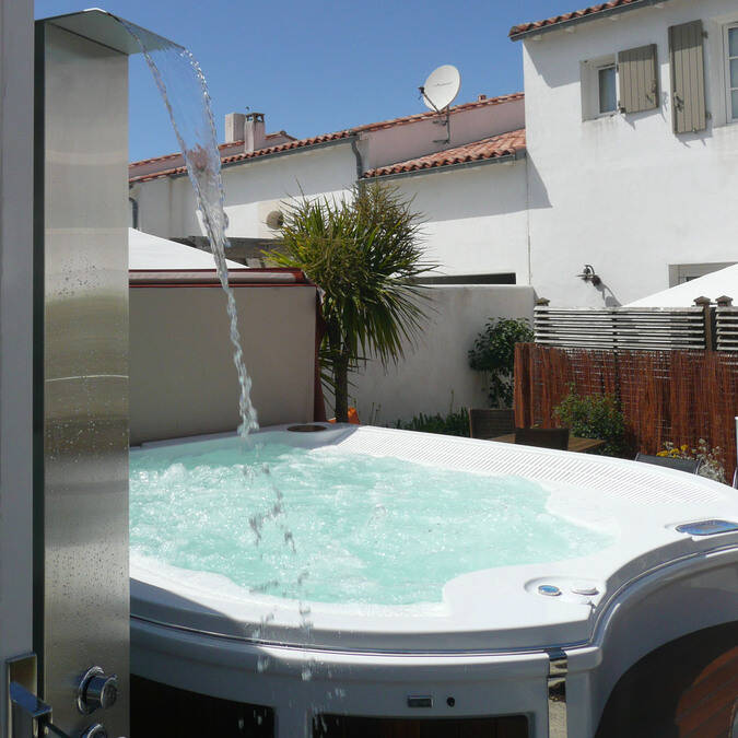 location avec piscine sur l' ile de ré 