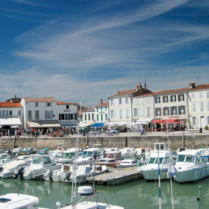 LOCATION  DE MAISON RESIDENCE ANDREA VILLAGE DE LA FLOTTE CHARENTE MARTIME